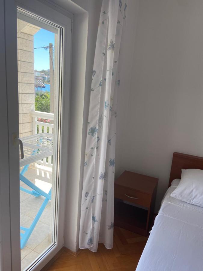 Ferienwohnung House Mare Trogir Exterior foto