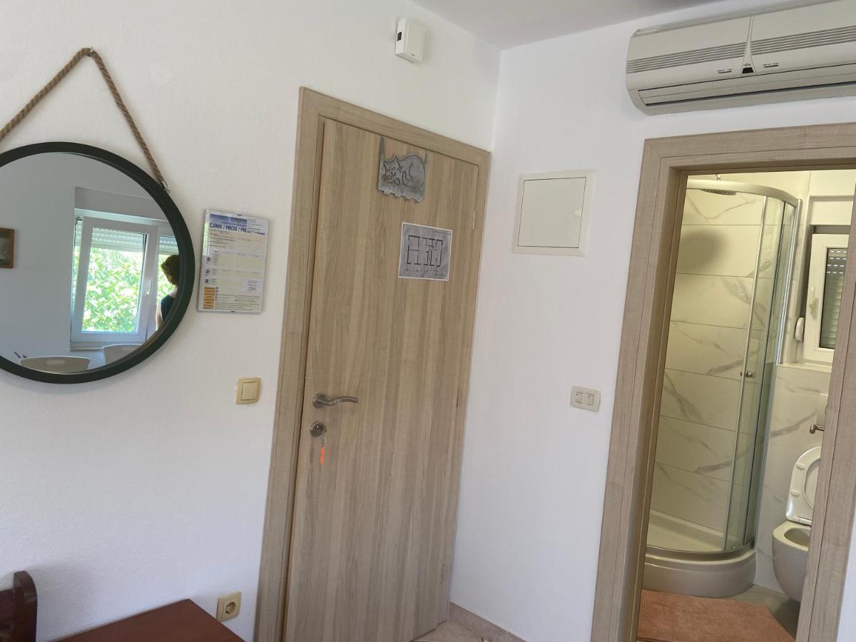 Ferienwohnung House Mare Trogir Exterior foto