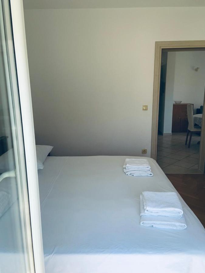 Ferienwohnung House Mare Trogir Exterior foto